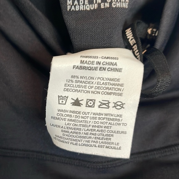 Nike Dri Fit High Rise Cropped Leggings Size Small - Picture 6 of 6